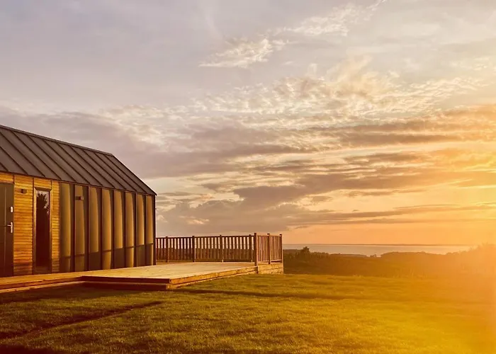 Dom wakacyjny Osada Nad Zalewem *